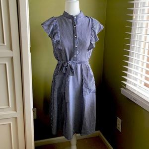 Monteau dress with tie